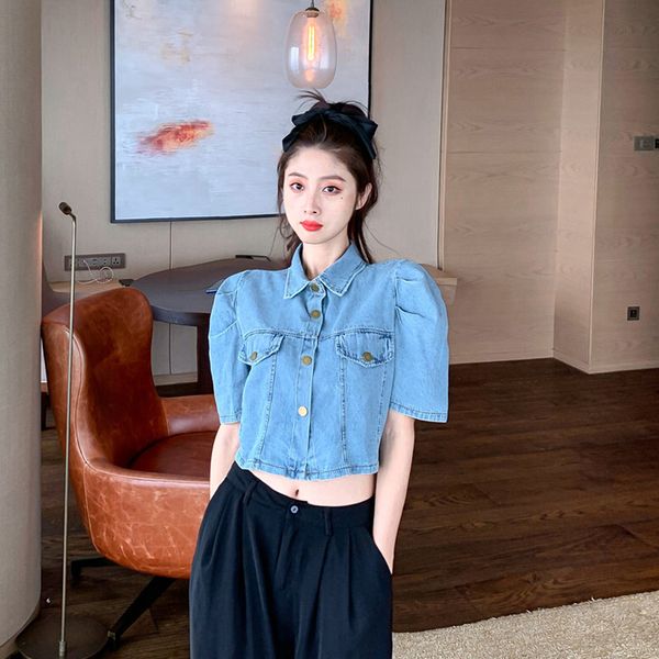 

thin denim shirt women's design sense niche bubble sleeve summer 2020 new retro short shirt trend, White
