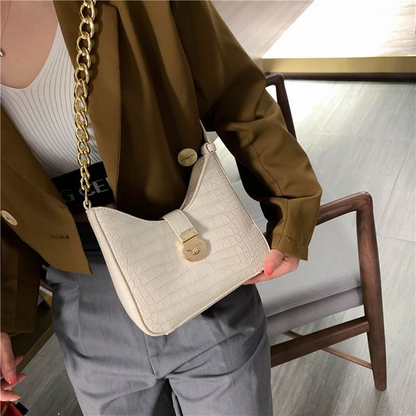 

2020 new shoulder bag women's casual fashion korean chain bag bucket stone pattern