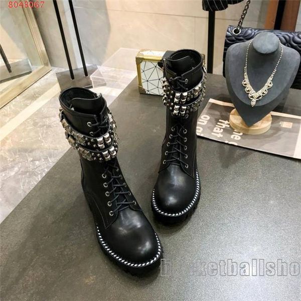 

ladies mid-heel ankle boots,pure color cowhide match the rivet atmosphere beautiful fashionable dress martin boots with box 35-41, Black
