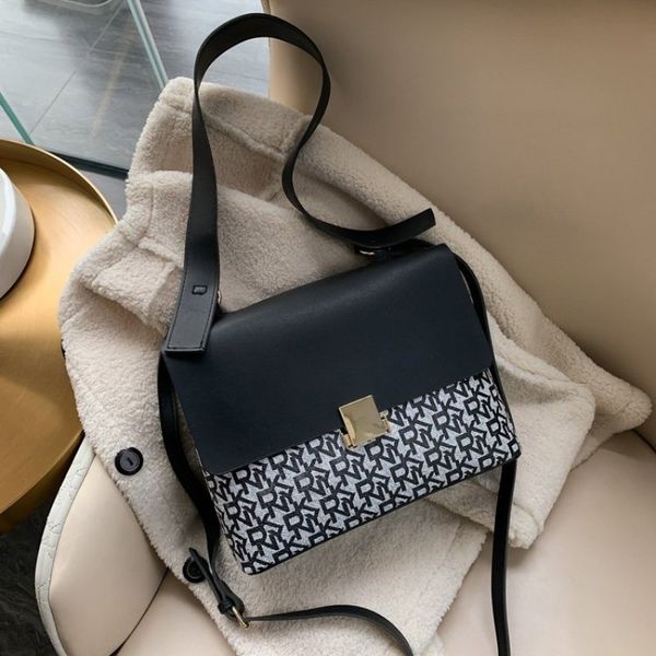 

2020 large bag women's bag new fashion texture wide shoulder belt single shoulder cross body tote daily tote for lady