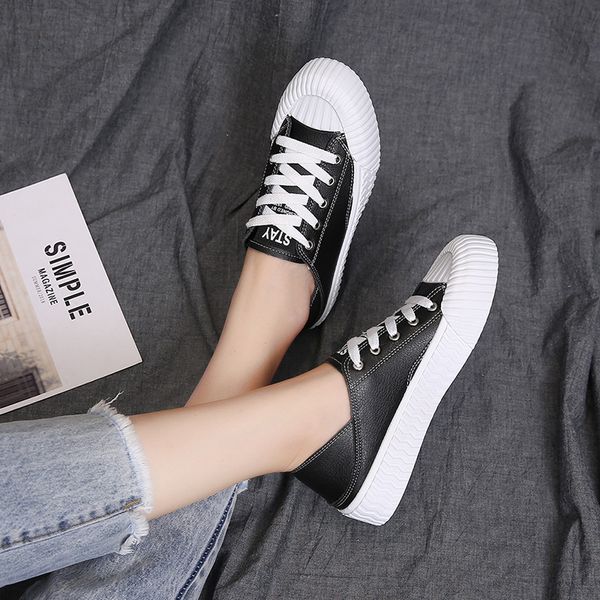 

2019 small white shoes women's 2019 spring soft-sole breathable versatile biscuit shoes significant foot small net red hong kong, Black