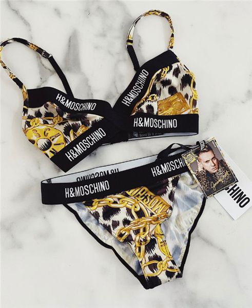 

2019 ladies backless bikini, fashion trend design swimsuit halter monogram bikini, White;black