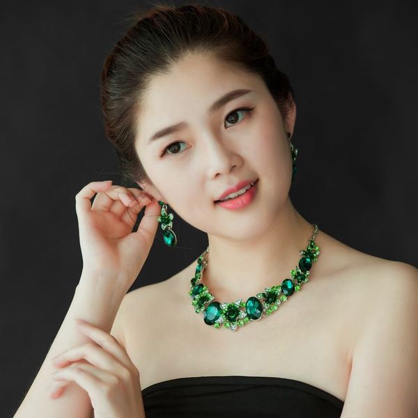 

european and american luxury colorful flower crystal gem clavicle chain exaggerated female necklace earrings set dinner dress accessories, Silver