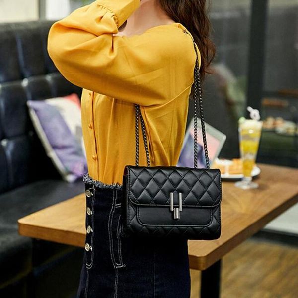 

2020 горячая распродажа креста тела сумки для женщины дизайнер черный цепи мешок корейской мода стипендий "больза" femininas де luxo небольш