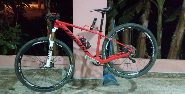 

thrust carbon mtb bike mountain bike 29er double disc brake 1*11 speeds carbon 29inch thru axle fork complete