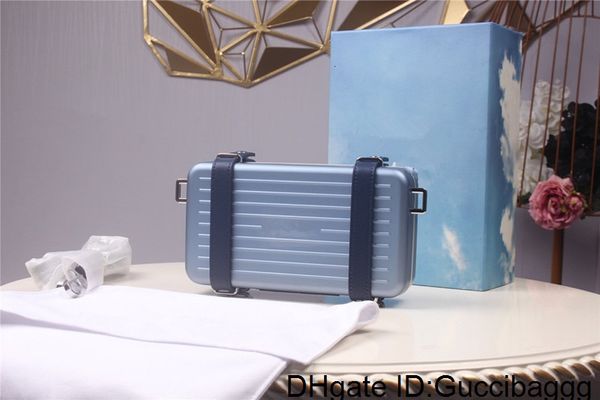 

2020 2020 new woman bags 2drca295ywt_h31e womens handbag black and personal clutch in aluminum and grained calfskin