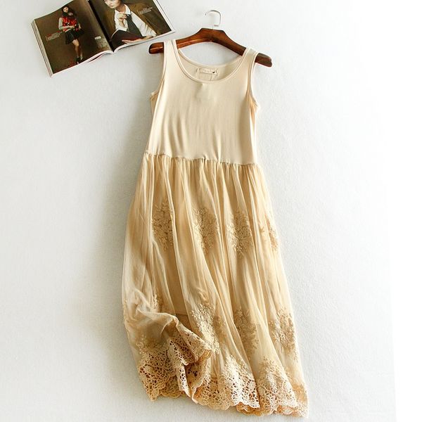 

embroidery floral lace inner underskirt vest dress medium long loose gauze double layer elastic petticoat autumn and winter, Black;red