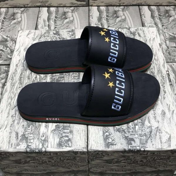 

HOT men s fashion show top quality striped rubber slippers new sandals luxury designer shoes casual shoes home slippers sandals and slippers