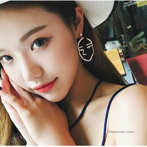 

Simple Abstract Art Face Earrings Hollow Statement Earrings For Women Drop Earring Personalized Fashion Exquisite Gift E0335