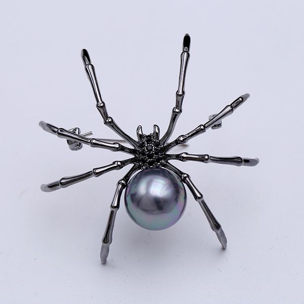 

2019 european and american creative men and women new black spider zircon brooch gift funny accessories ing, Gray