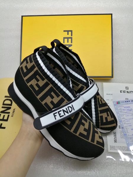 

2019 brand men little monsters black yellow eyes women canvas shoes flats loafers casual single shoe solid sneakers drarty shoes trainer ff