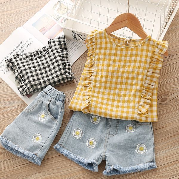 

summer plaid ruffles sleeveless blouse + flower denim jeans shorts casual girls clothing sets children's 2pcs suits, White