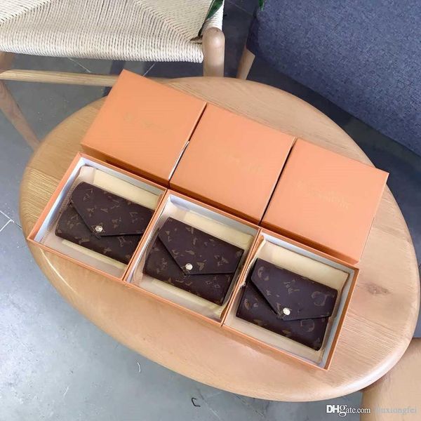 

весной 2020 года новый кошелек женский кошелек карта пакет краткий абзац три раза ноль кошелек дальнозоркостью дуг рты, Black;red