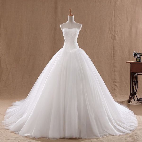 

strapless tulle ball gown wedding dresses with lace embroidery 2020 sweep train bridal gowns vestidos de novia, White