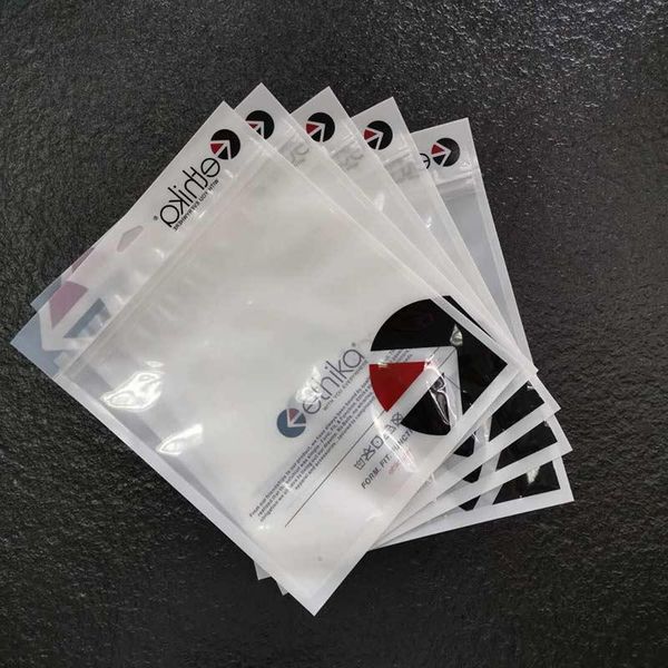 

spread link, Black;white