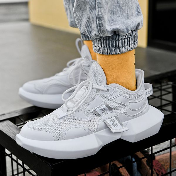 

new trend men shoes fashion classic wild casual shoes white black sport breathable mesh sneakers zapatos de hombre