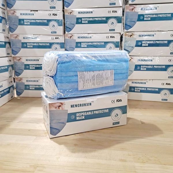 

fda ce disposable face masks 3-layers non-woven mouth anti-dust anti-bacterial earloops breathing safety in stock n95 mask engilish package