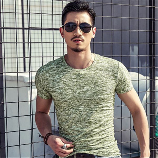 T-shirt da uomo in poliestere di seta di ghiaccio T-shirt Fashion TrendSummer Sports T-shirt da corsa Top manica corta Casual O Neck Cotton Fitness Tshirt Sportwear