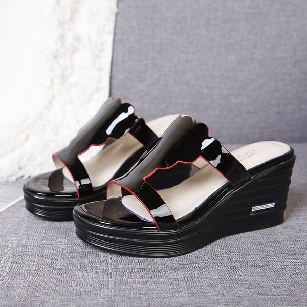 

2020 spring design new hollow sandals fashion boutique fabrics high-end calf suede sheepskin inner heel 7cm high, Red;white