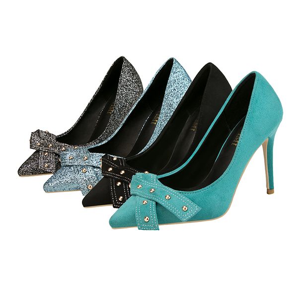 

net red thin high heel, bright surface, shallow mouth, pointed side, hollow out, night club, thin single shoe ac666