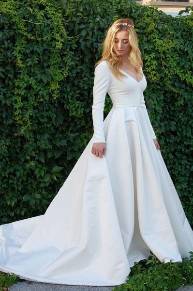 

2020 new elegant satin wedding dresses v neck long sleeve bridal gowns sweep train plus size wedding dress custom, White