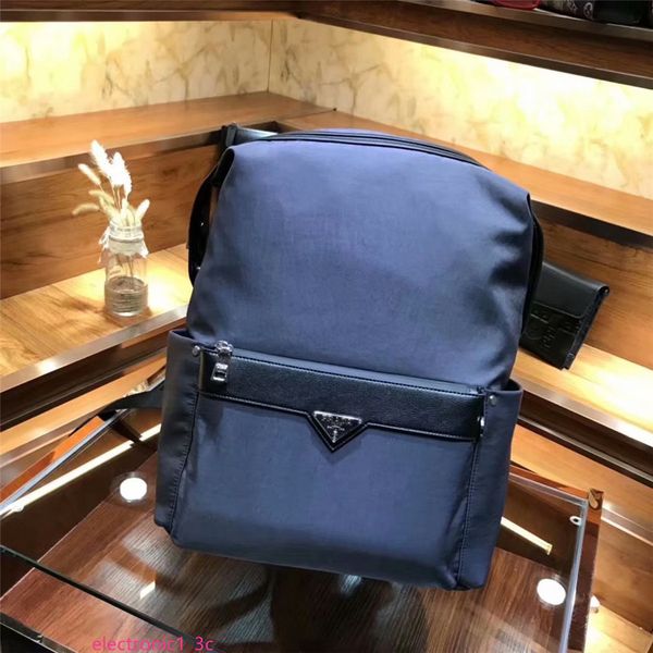 

brands men women men designer backpacks big capacity fashion travel bags bookbags classical style genuine leather qualty