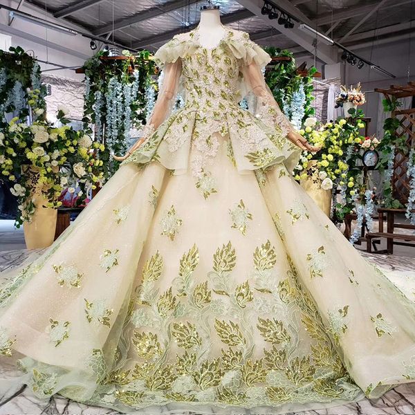 

lebanon luxury quinceanera dresses princess long tulle sleeve open keyhole back v neck sequins applique women evening gowns trajes de gala, Black;red
