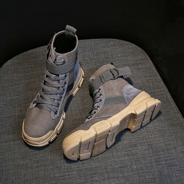 

оѬоее каево женкие дизайнеѬкие боинки martin desert boot ламинго love arrow медал 100, Black