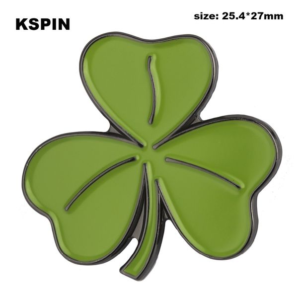 Distintivi di trifoglio Spilla lapal foglia verde su spille da zaino per vestiti XY0321