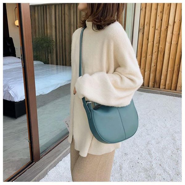 

solid color pu leather saddle bags for women 2020 small lady shoulder messenger bag female travel handbags and purses
