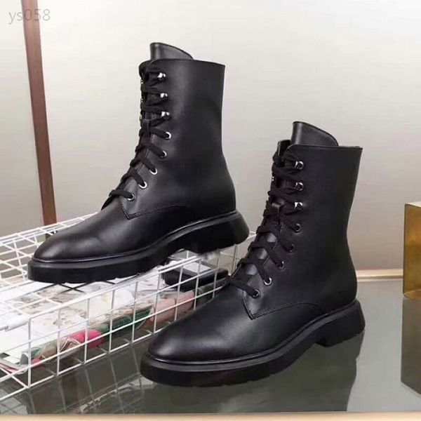 

2019 outdoor martin boots female high-end classic locomotive boots star with the european and american style the knight boots, Black