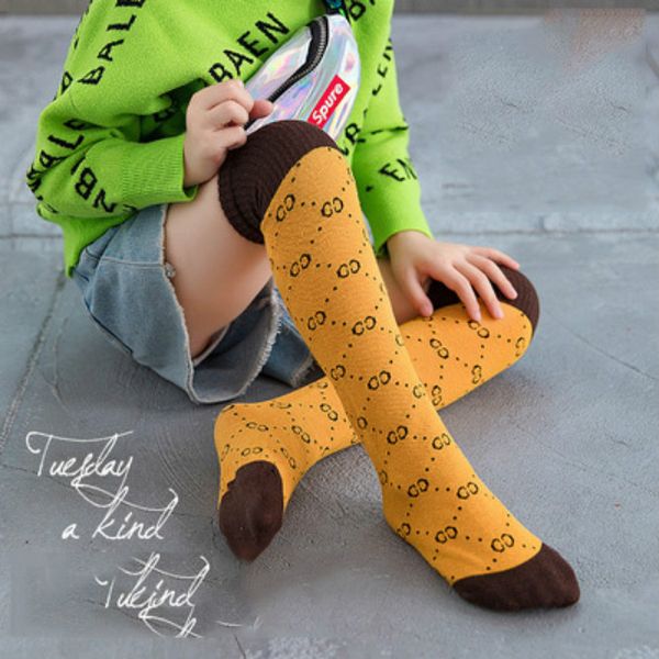 

boys and girls over-the-knee socks children casual plaid print socks kids student football sock 2020 new fashion trend, Pink;yellow