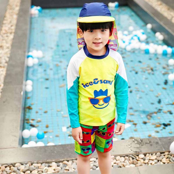 baby uv swimsuit and hat