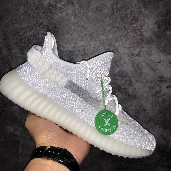 

2020 new kanye west v2 men desinger triple outdoor shoes women trainers citrin cream zebra bred sports zapatos sneakers stock x shoes