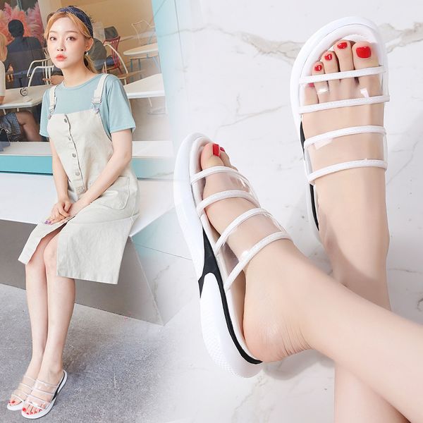 

2019 summer new transparent flat sandals female beach sandals korean version of the wild thick-soled jelly shoes, Black