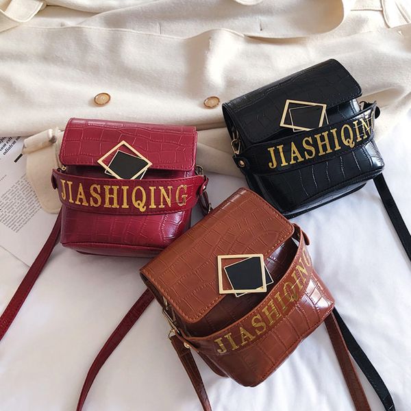 

aelicy bags for women 2019 new letter printed metal frame shoulder solid large capacity honorable shoulder bags for women 2019