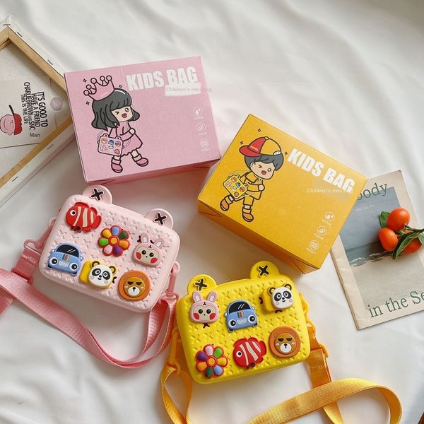 

2s8ol parent-child children girl messenger cute cute baby running girl foreign parent-child dress children's dress cartoon bag fashion