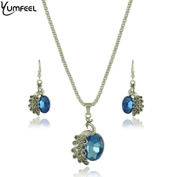 

yumfeel animal shaped jewelry peacock crystal pendant necklaces and earring jewelry set green blue red golden 4 colors choice, Silver