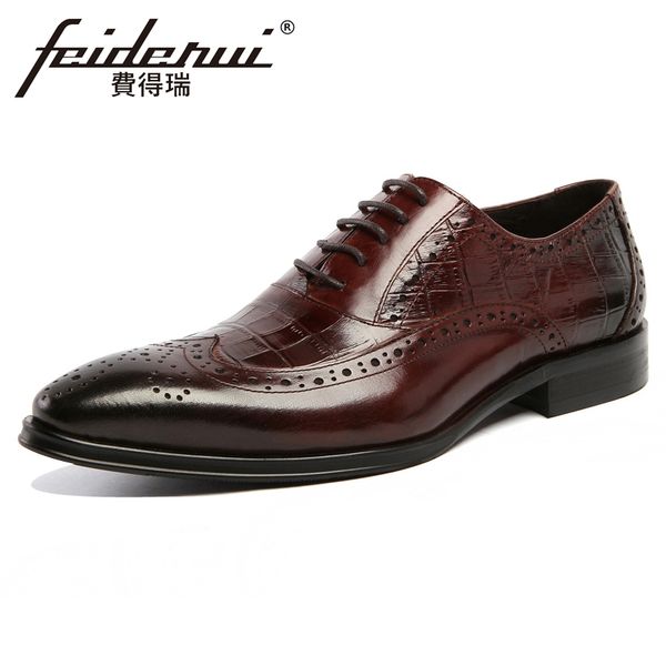

luxury genuine leather men's handmade oxfords pointed toe alligator pattern carved man formal dress wedding brogue shoes ymx136, Black