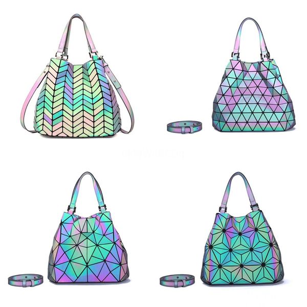 

sac a main fashion ladies metal hand bags soft pu luminous shoulder bags for women bolsas luxury handbags women bags designer t200511 #633