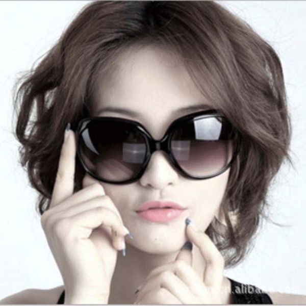 

classic retro fashion big style vintage sunglasses women eyewear gilrls eye glasses oversized brand designer ladies shades uv400, White;black