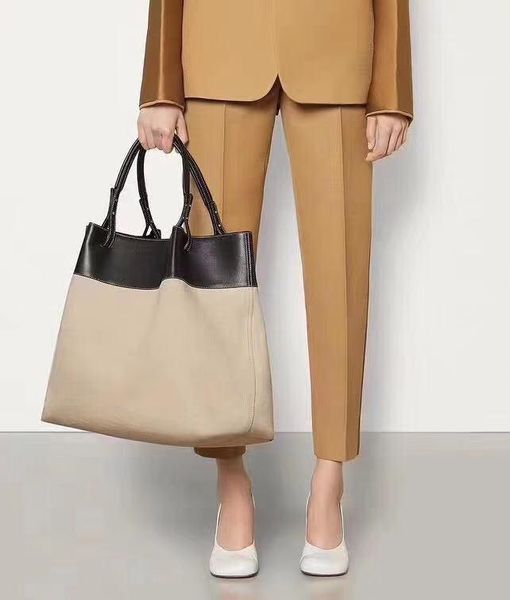 

new ladies handbags 2019 italian designer ladies handbags practical large-capacity shopping bags leather stitching canvas shoulder bag