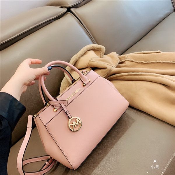 

20ss luxurious brands design mkors drawstring tote bag hobo satche fashion shoulder ladies women purse duffel bumbag outdoor handbag bags