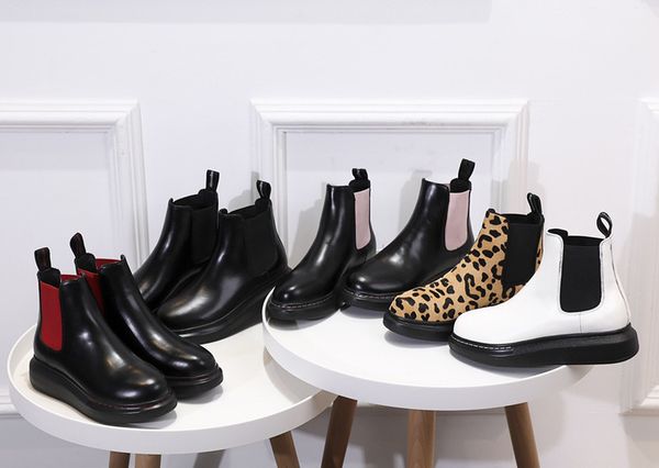 

2019 designer cowboy boot leisure luxury motocycle martin booties men's and women's boots platform, Black