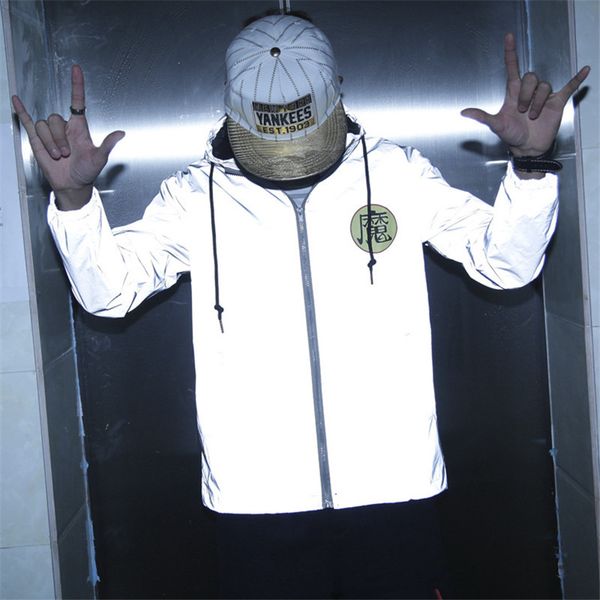 

e-baihui 2020 men's spring and autumn trend jacket, magic word printing hooded jacket, loose youth luminous reflective jacket f132, Black;brown