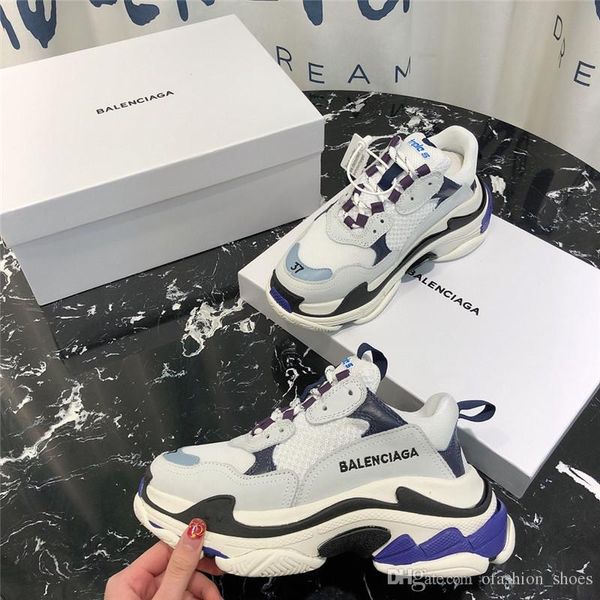 

Luxury de igner in 2019 pring autumn triple low old dad neaker couple fa hion brand ca ual hoe mixed color