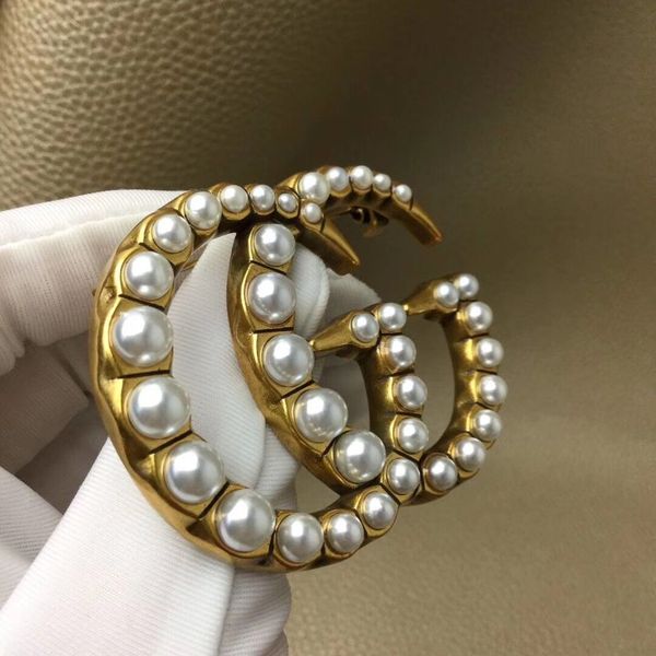 

wholesale-designer brooches charm lady luxury designer jewelry women brooches pin for party gift luxury designer brooches, Gray