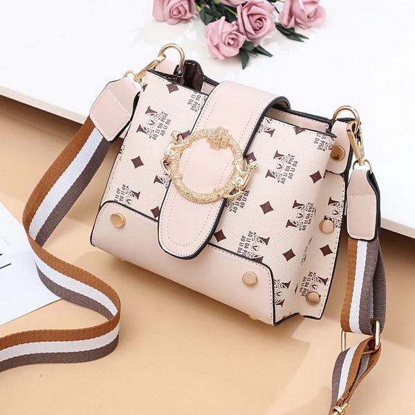 

2019 luxury design handbags ladies shoulder women pu leather flap bags