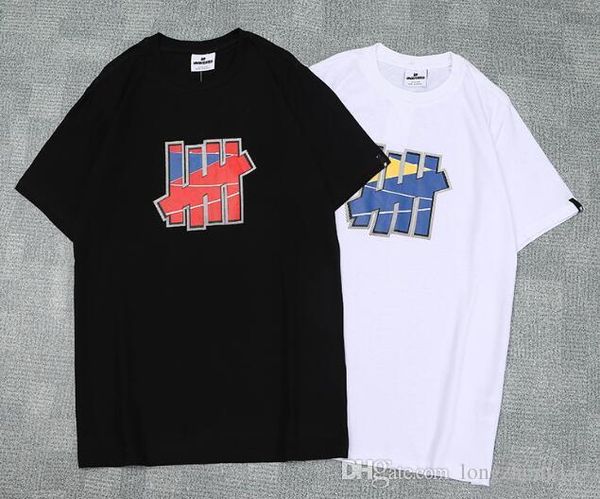 

топы летние новые рубашки мужчины женщины непобедимый камуфляж печати повседневная футболка с коротким рукавом мужская женская мода пальто о, White;black