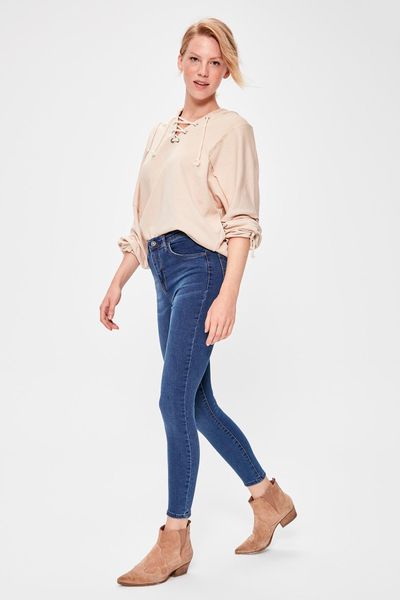 

trendyol blue normal waist skinny jeans twoaw20je0228